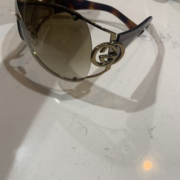 Authentic Gucci Women’s Sunglasses 2802/s Retail $324